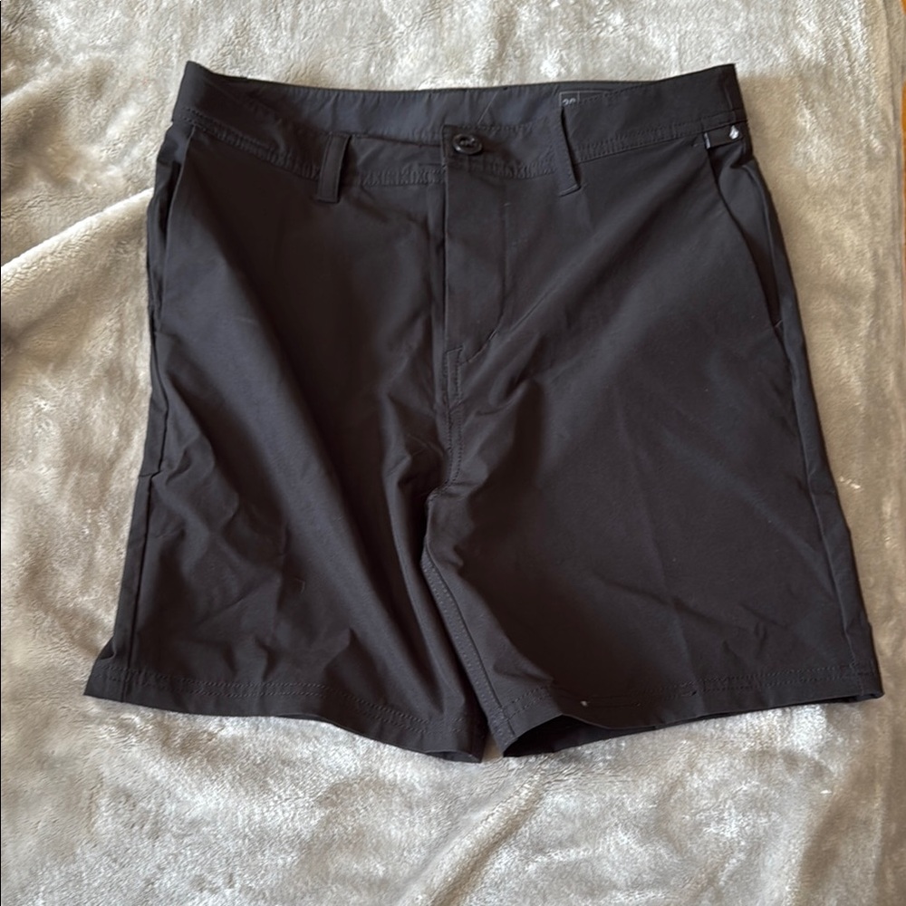 Volcom 30 Men's Black Shorts